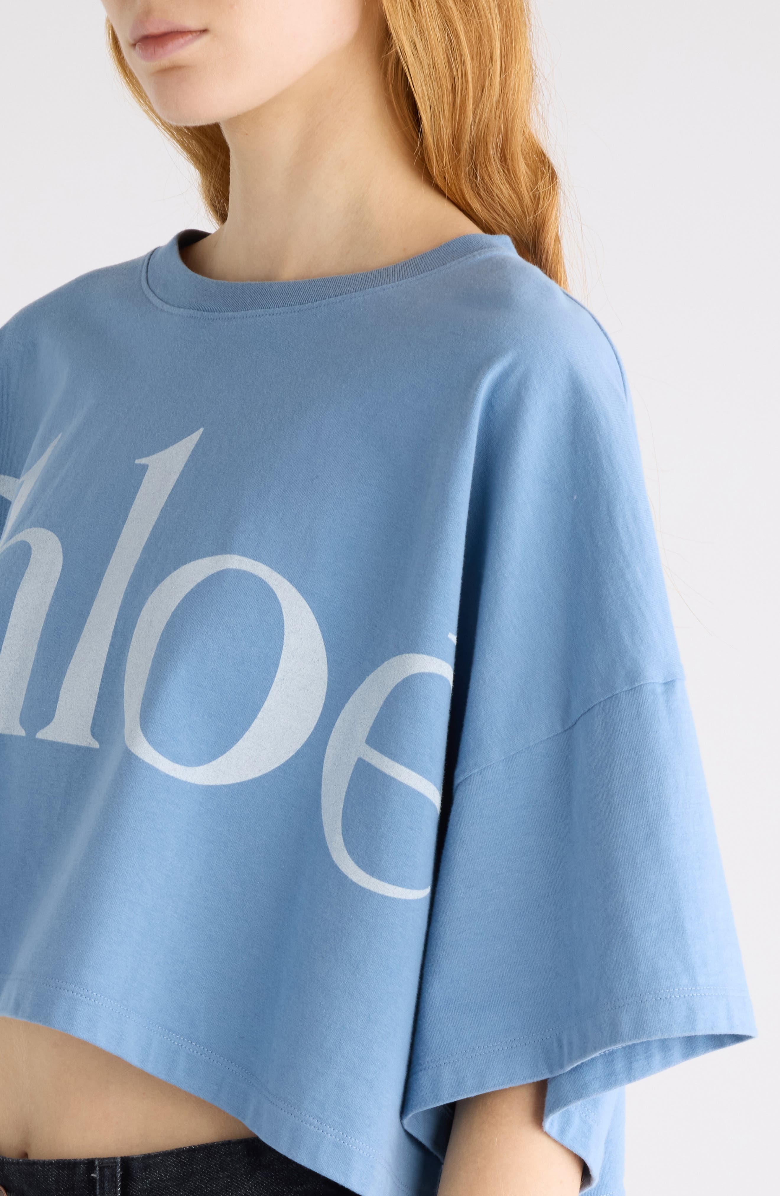 Chloé Oversize Signature Logo Crop Graphic T-Shirt in Airy Blue at Nordstrom - 5