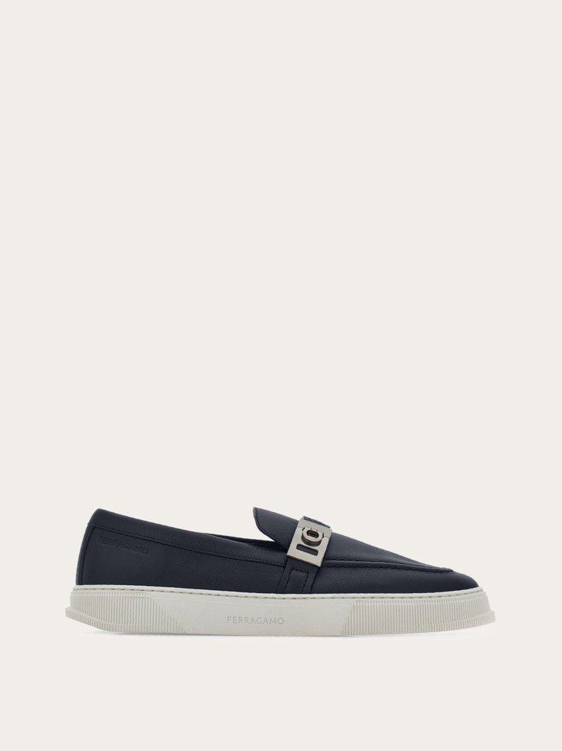 Hybrid sneaker with Hug buckle 1