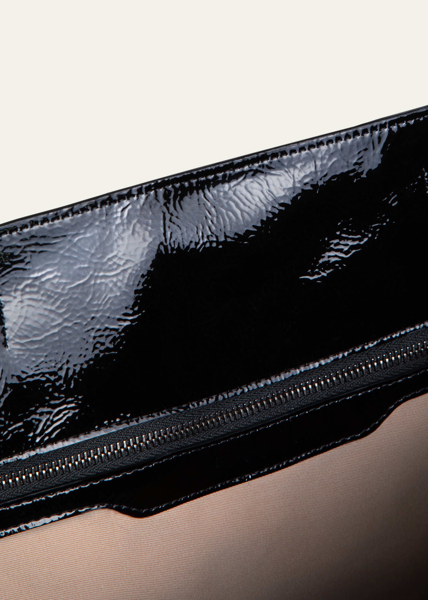 Ai Medium Lacquered Leather Tote Bag - 3