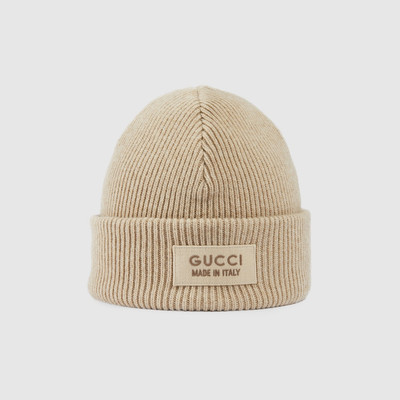 GUCCI Knit wool hat with patch outlook