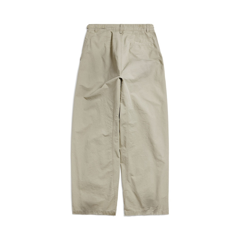 Men's Minimal Cargo Pants in Beige 6