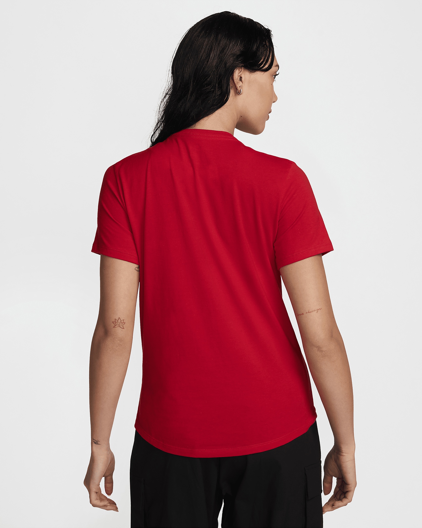 Nike Sportswear Essentials Women's Logo T-Shirt - 2