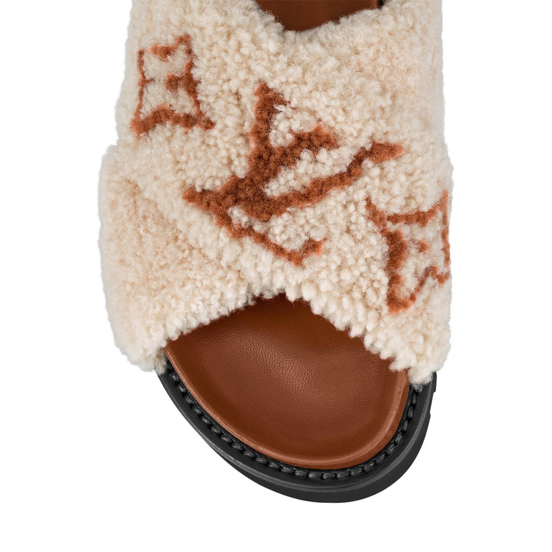 Paseo Flat Comfort Sandal 6