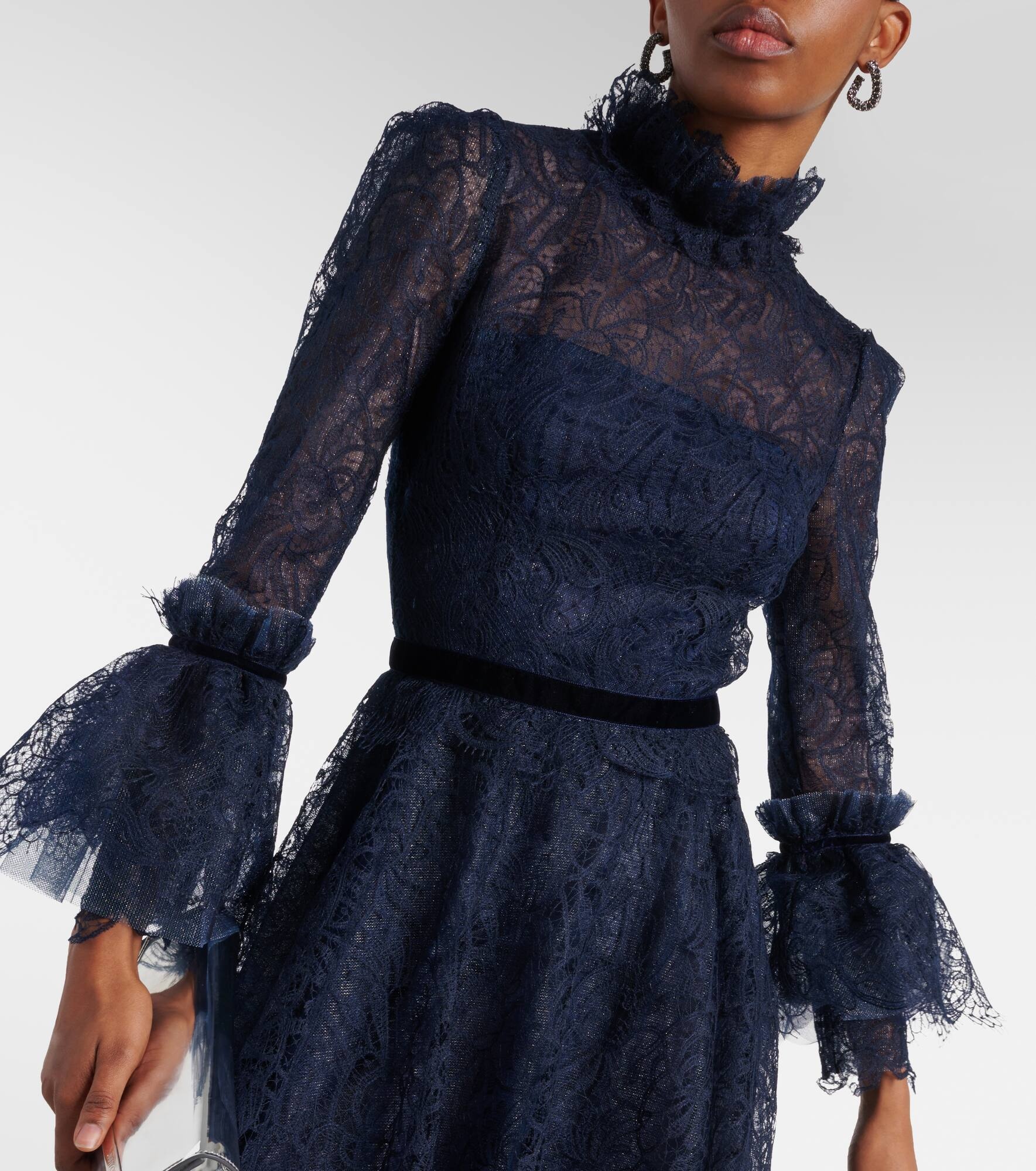 Ruched lace gown - 4