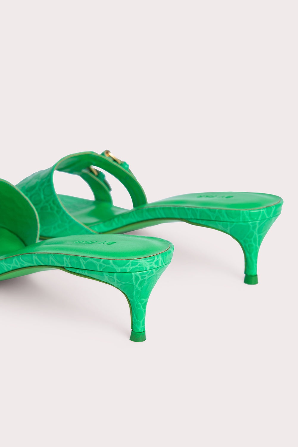 Roni Super Green Circular Croco Embossed Leather - 7