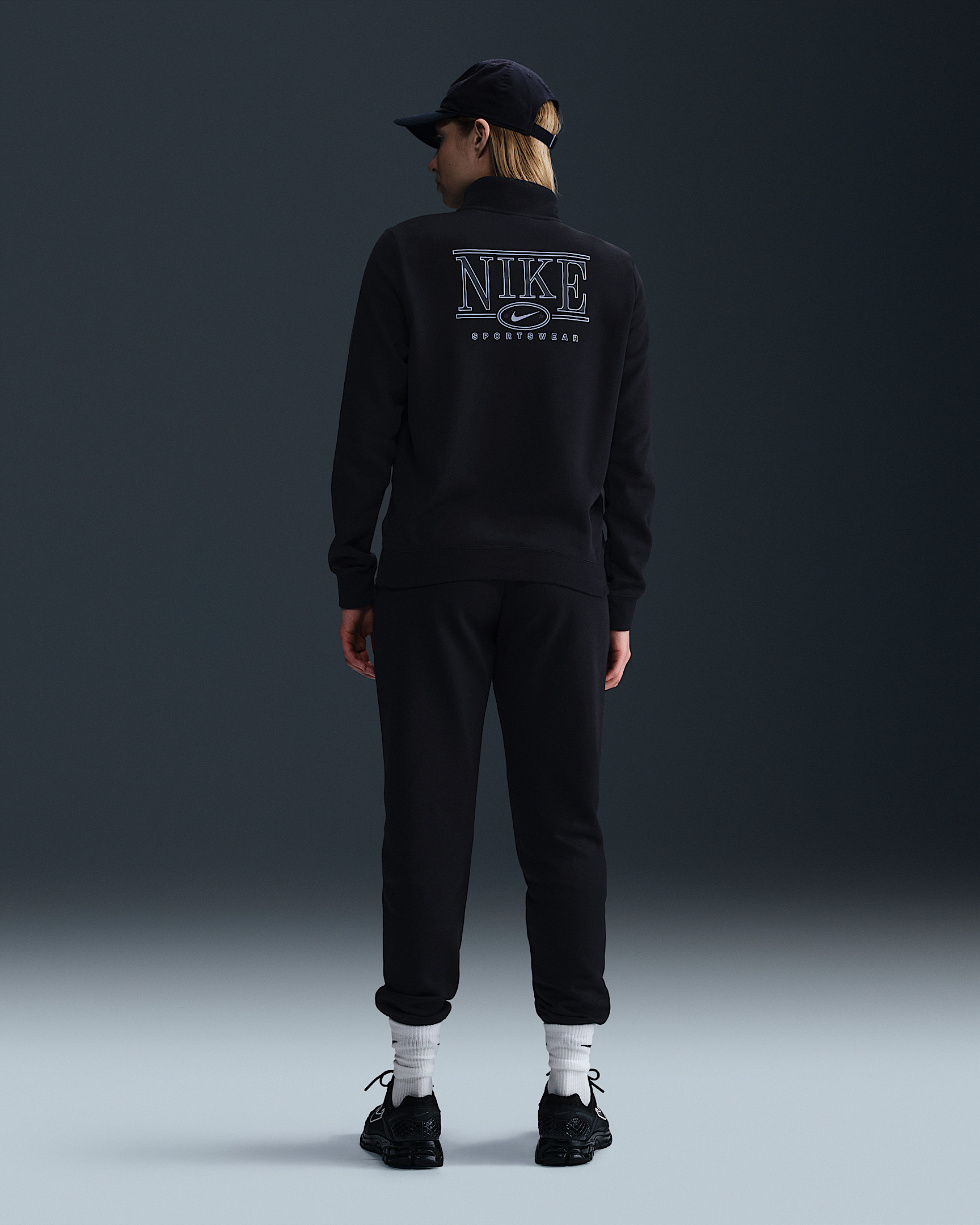 Nike Sportswear Club Fleece Women's Mock-Neck 1/2-Zip Graphic Top - 5