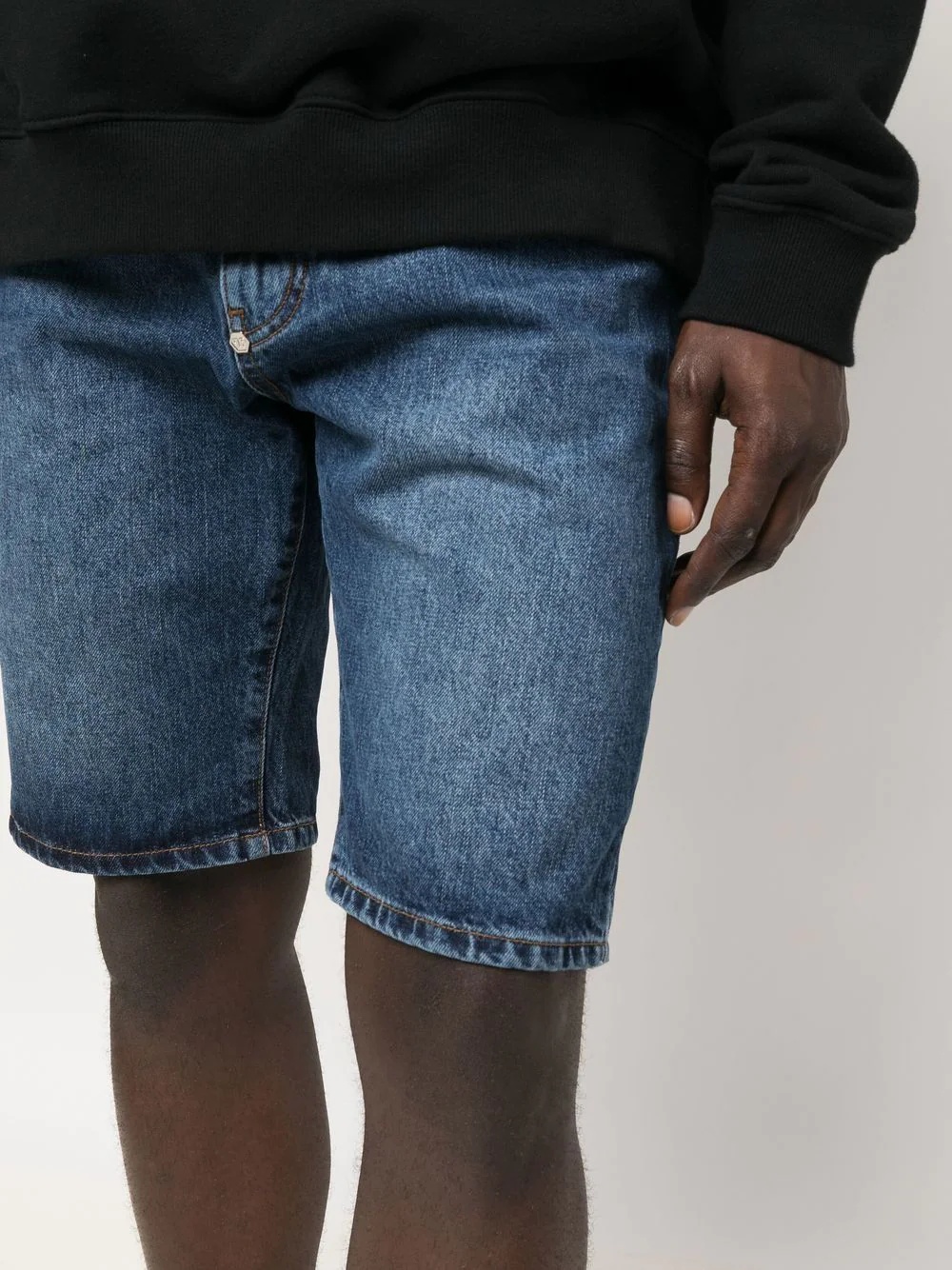 knee-length denim shorts - 5