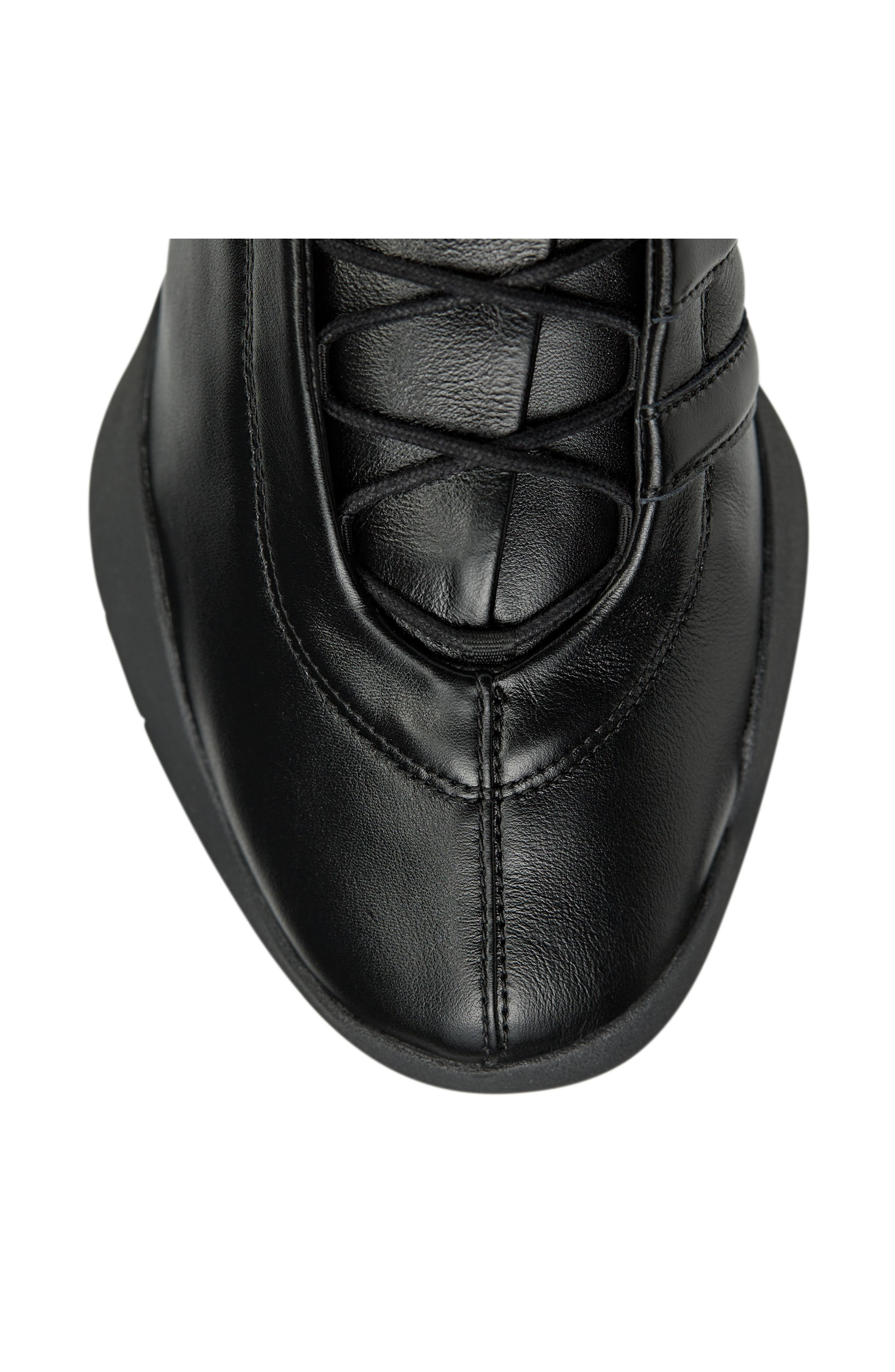 Y-3 Gender Inclusive Regu Low Top Sneaker in Black/Black/Black at Nordstrom - 7