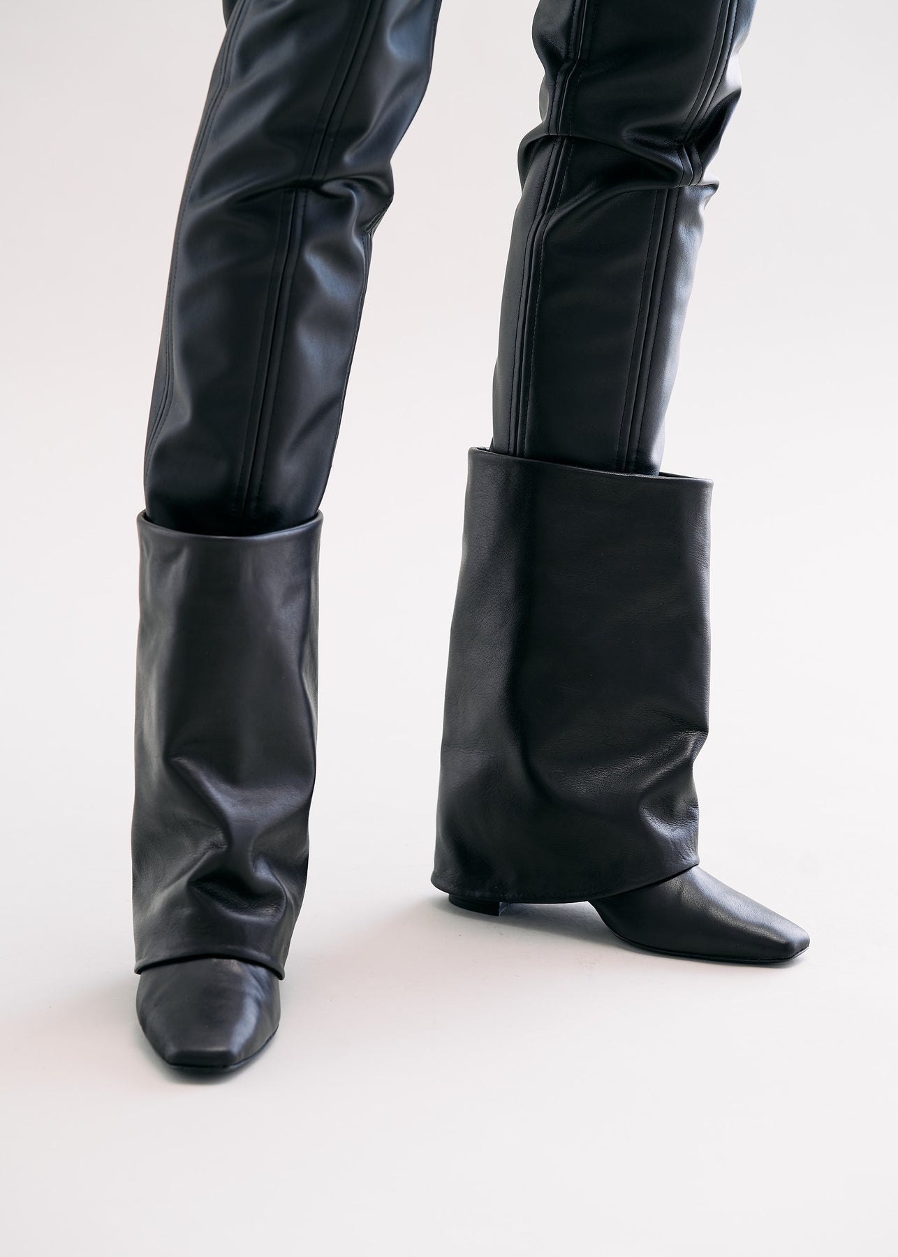 COVER BOOTS SHOES - 2