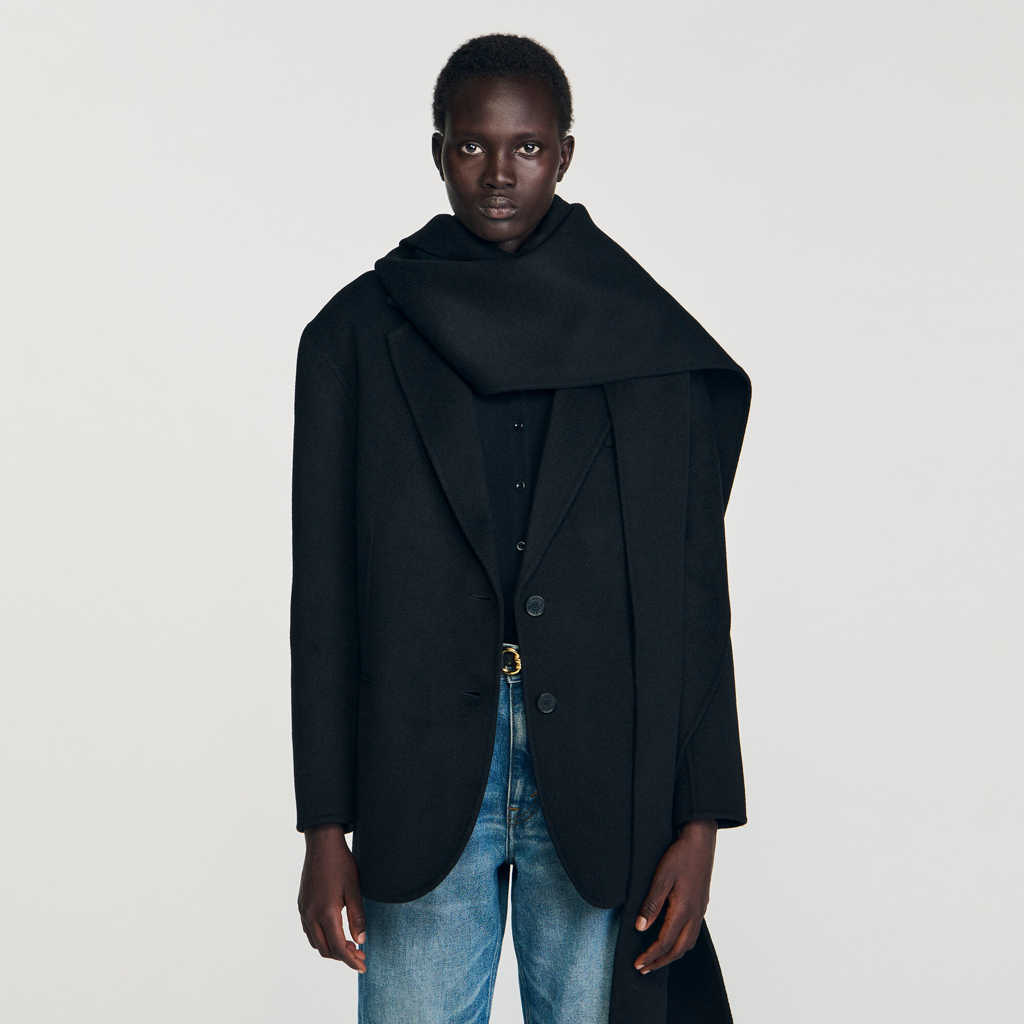 SHORT COAT WITH REMOVABLE SCARF - 4