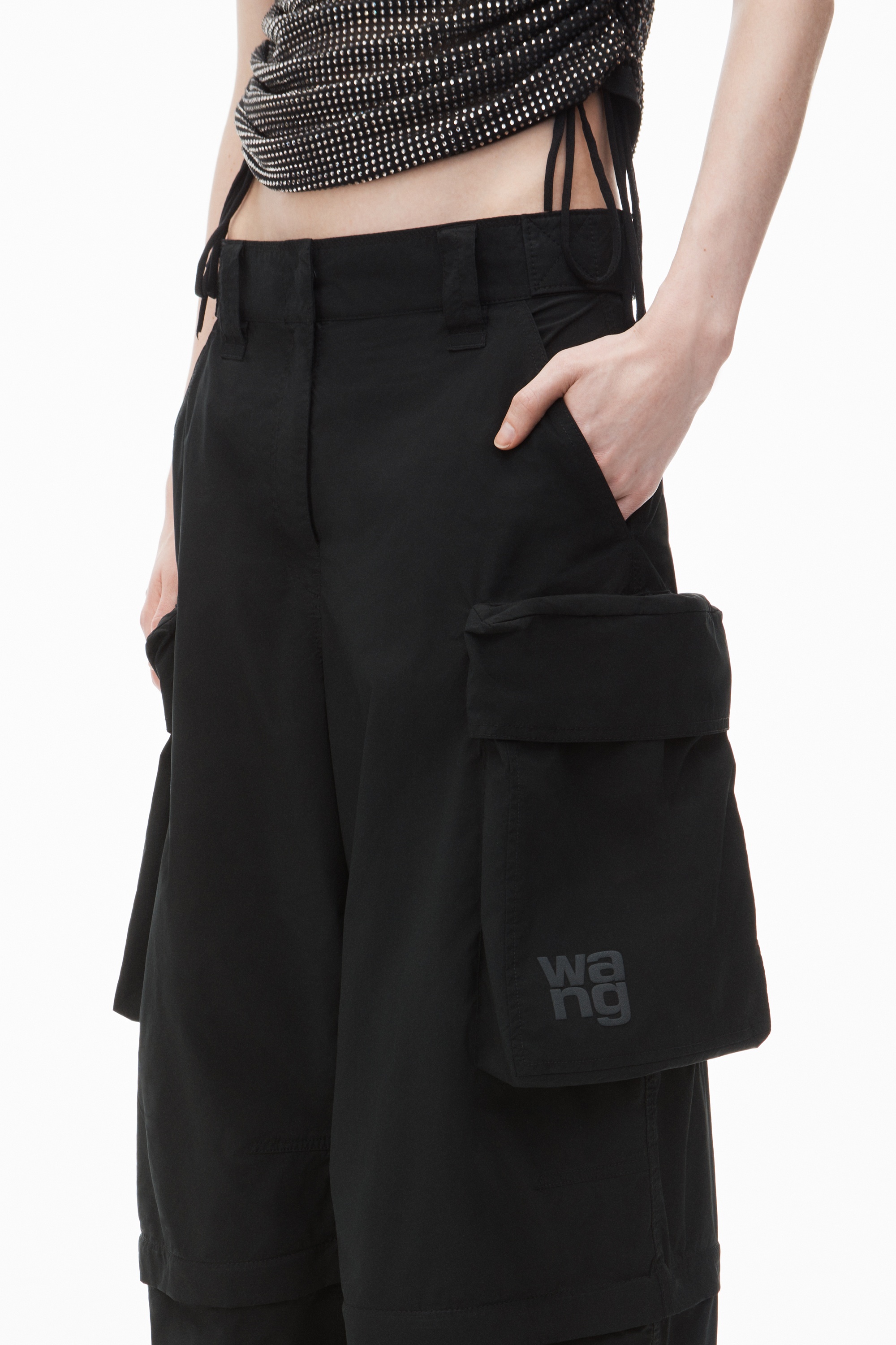 Cargo Pants with Oversize Pockets - 3