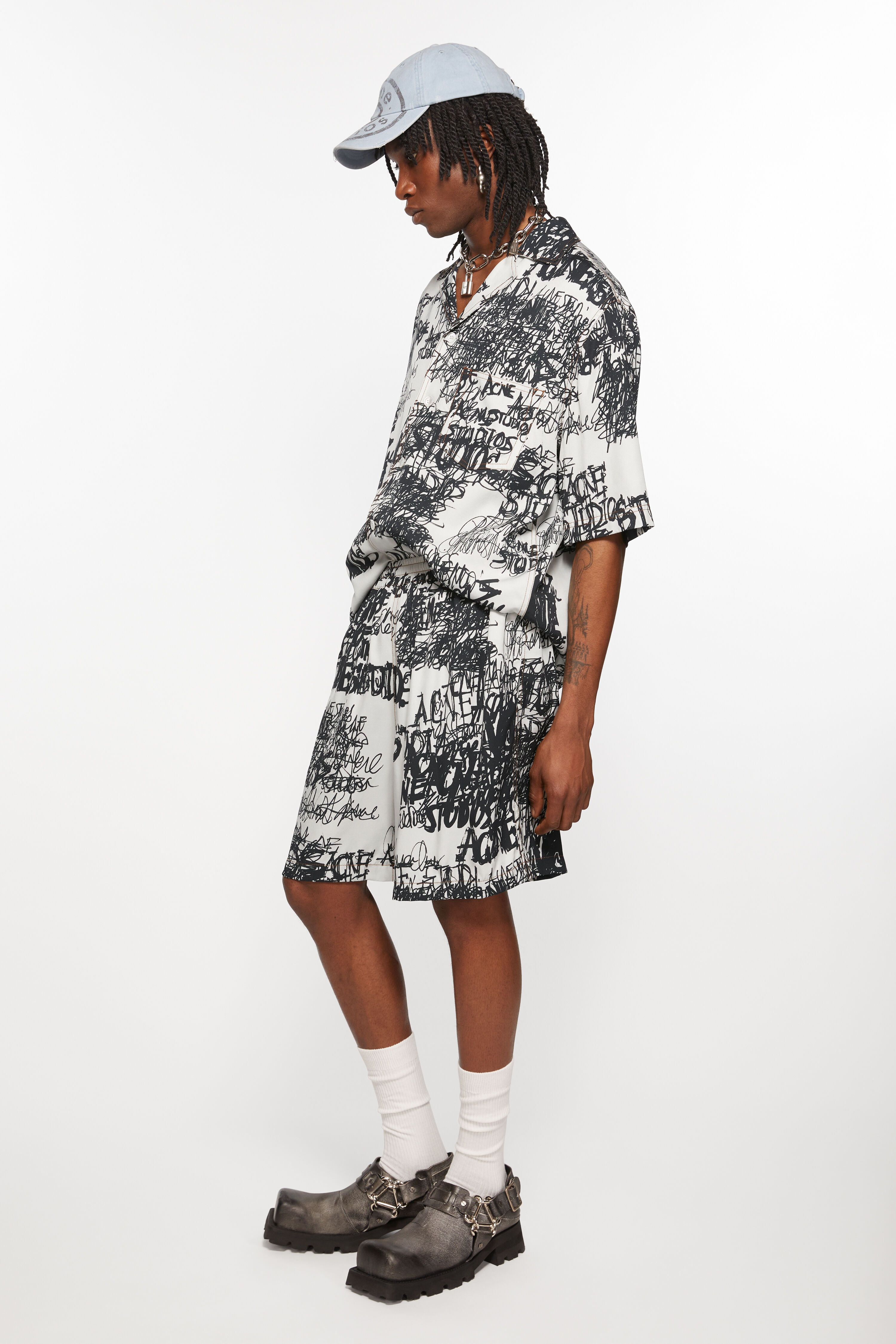 Printed shorts - Light grey/black - 4
