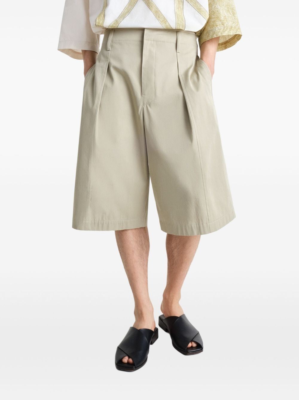 pleated bermuda shorts - 3