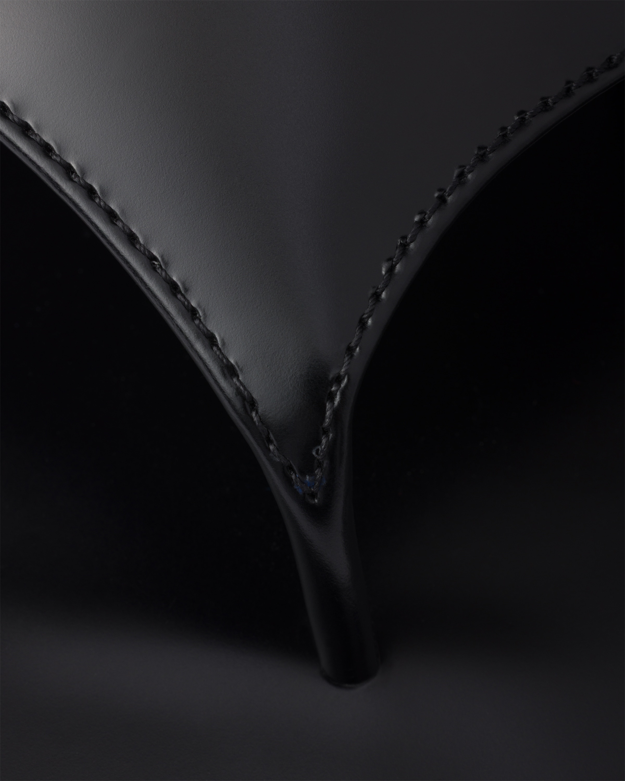Brushed leather thong sandals - 5