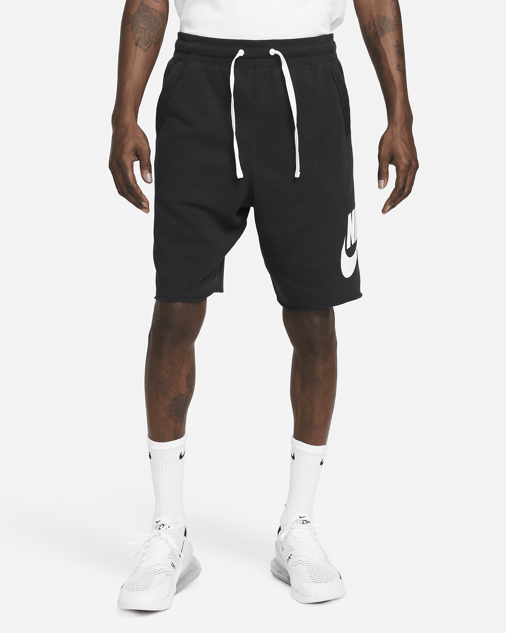 Nike Club Alumni Men's French Terry Shorts - 1