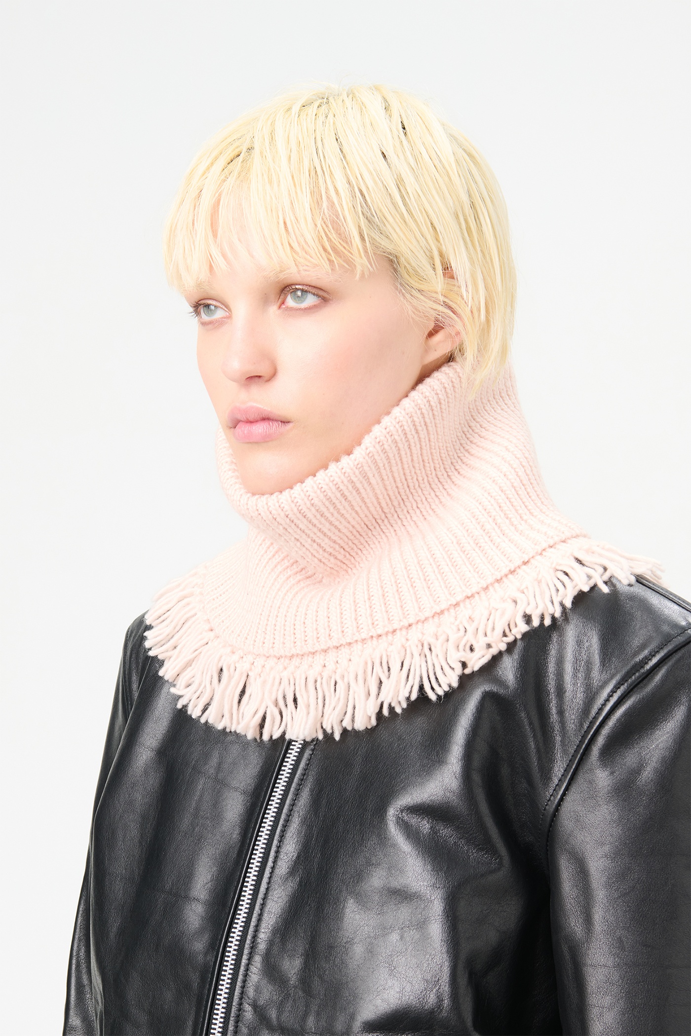 Funnel Snood Delicate Pink Fisherman Wool - 3