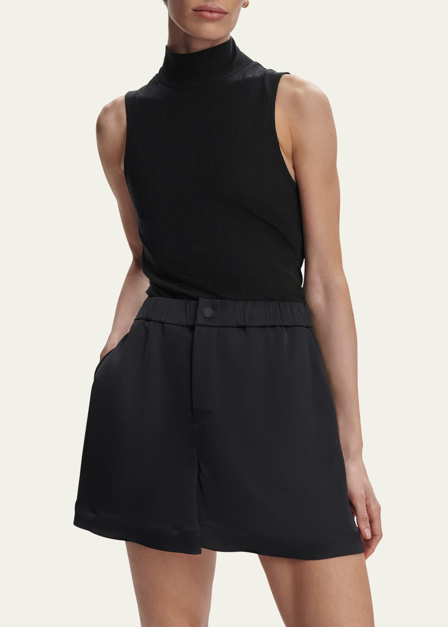 Sarka High-Rise Shorts - 2