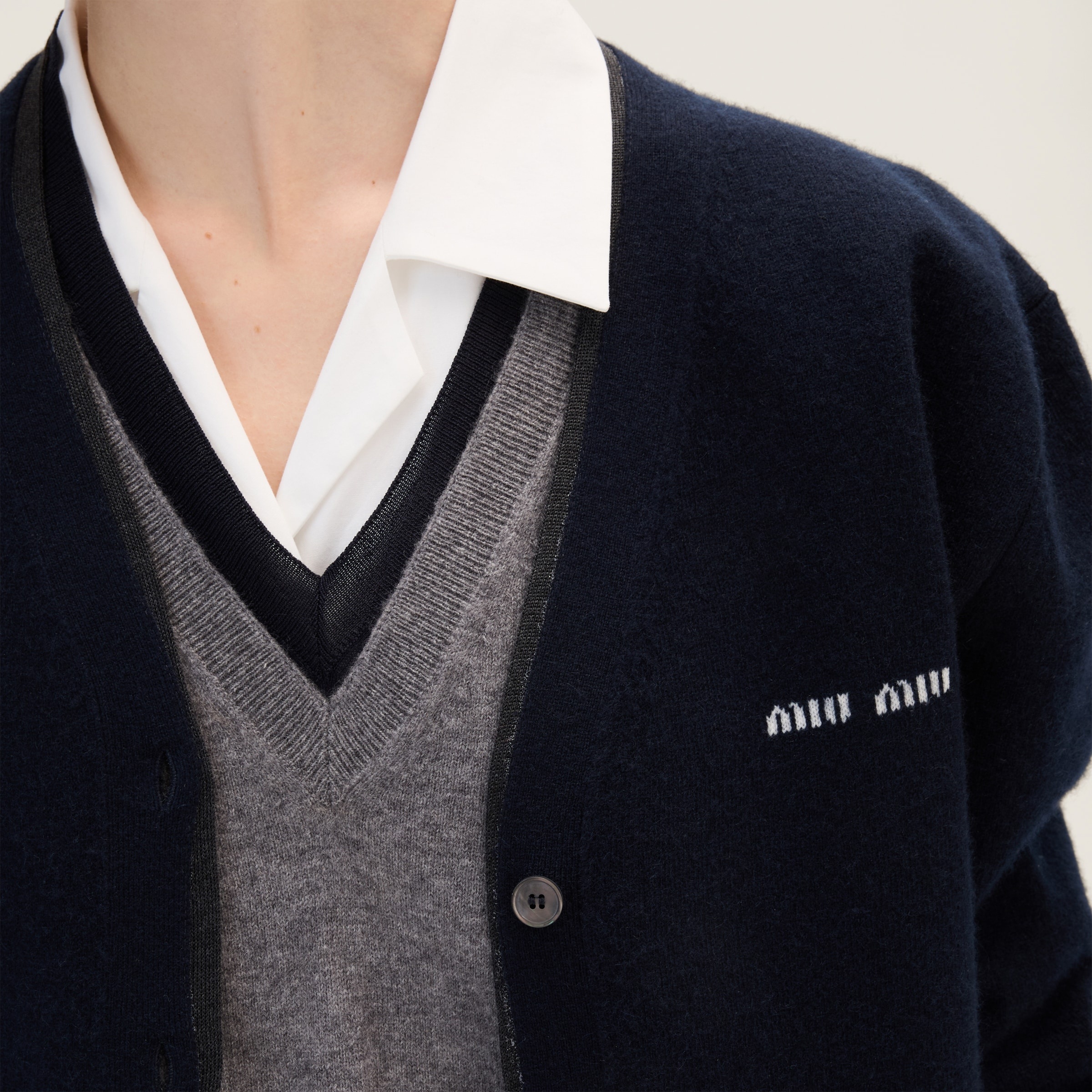 Silk cashmere cardigan sweater - 4