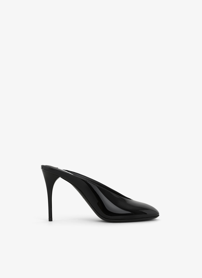 DECOLLETE MULES IN PATENT CALFSKIN - 1
