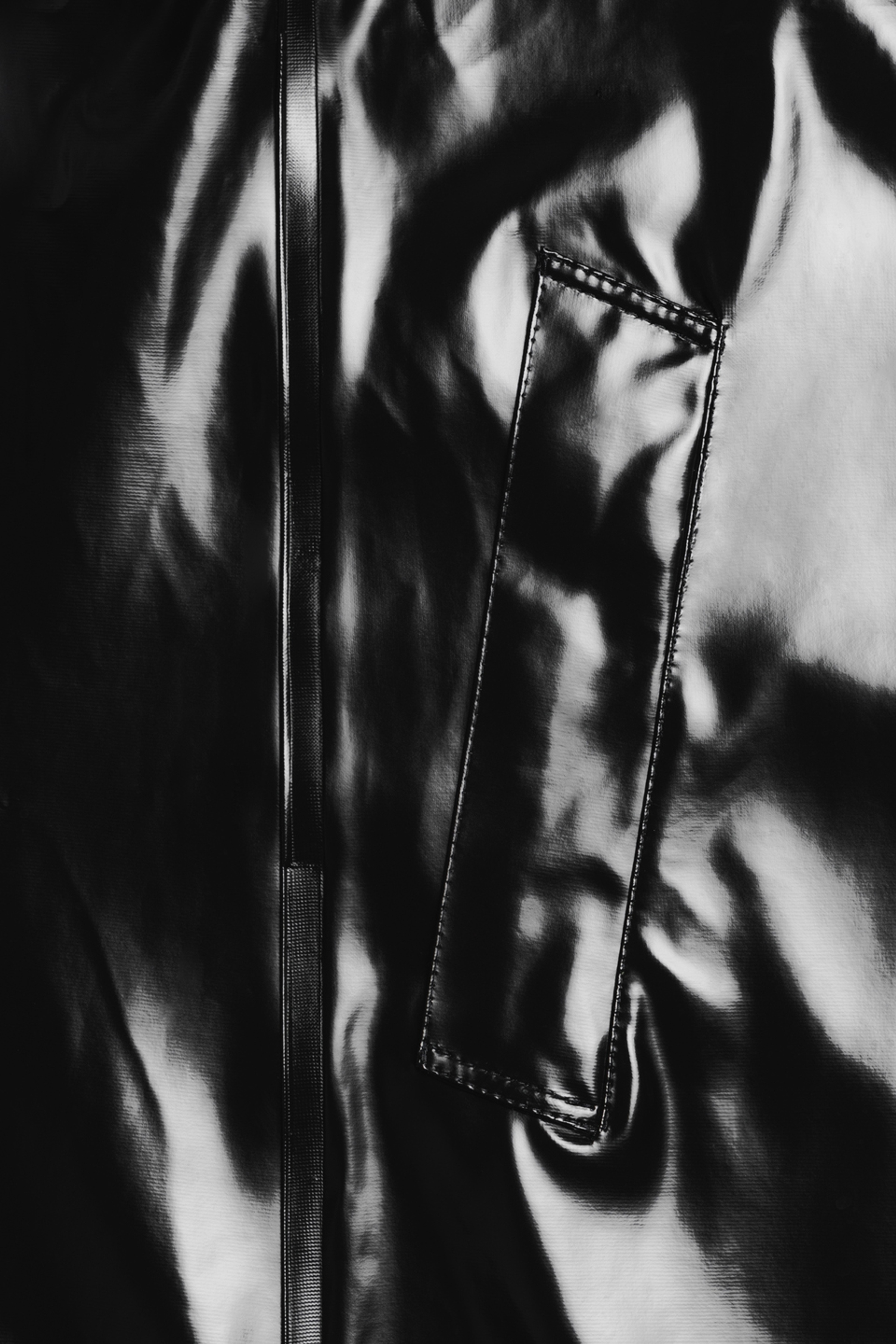 Stockholm Long Print Opal Raincoat Black - 9