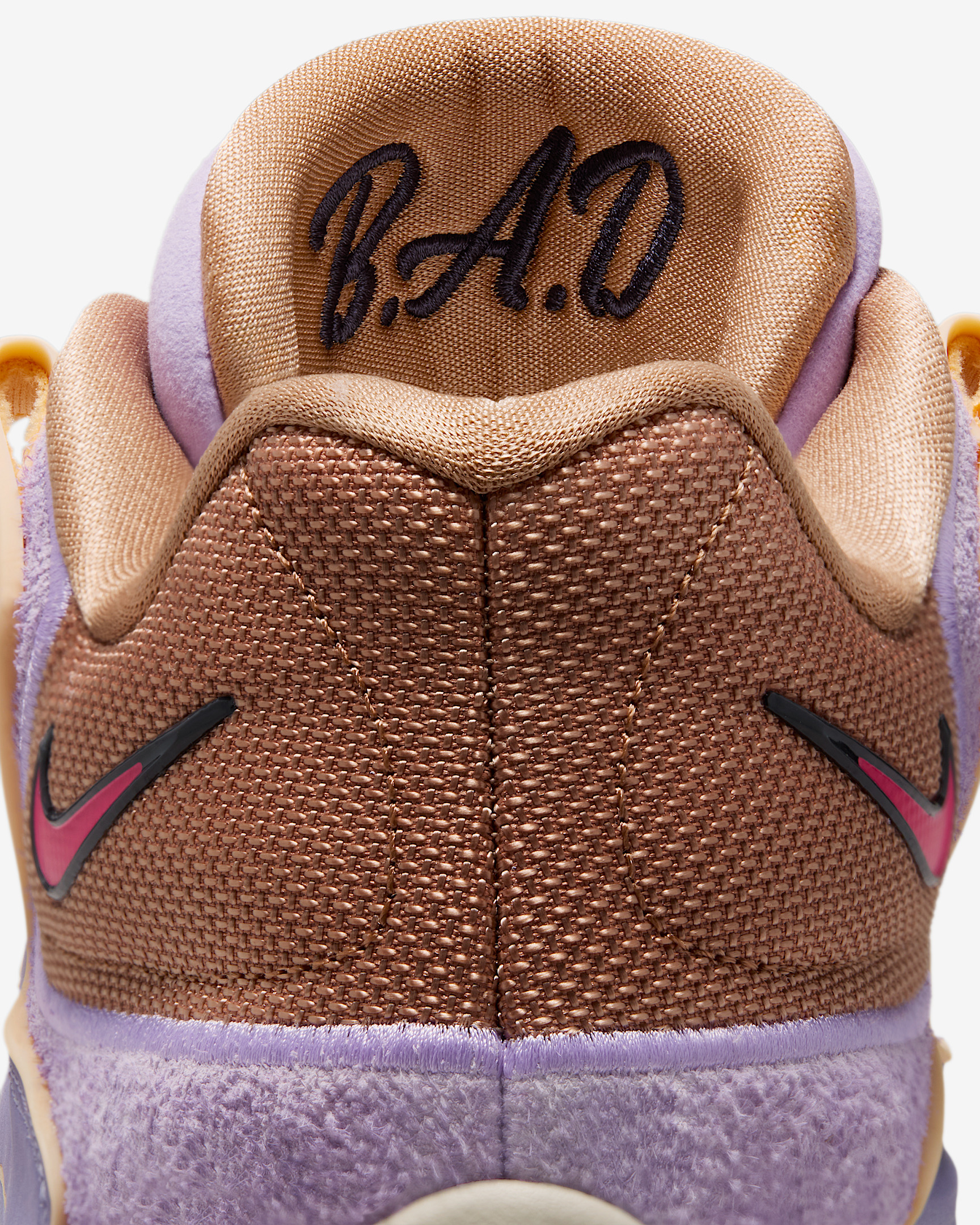 KD18 "B.A.D" Basketball Shoes - 9