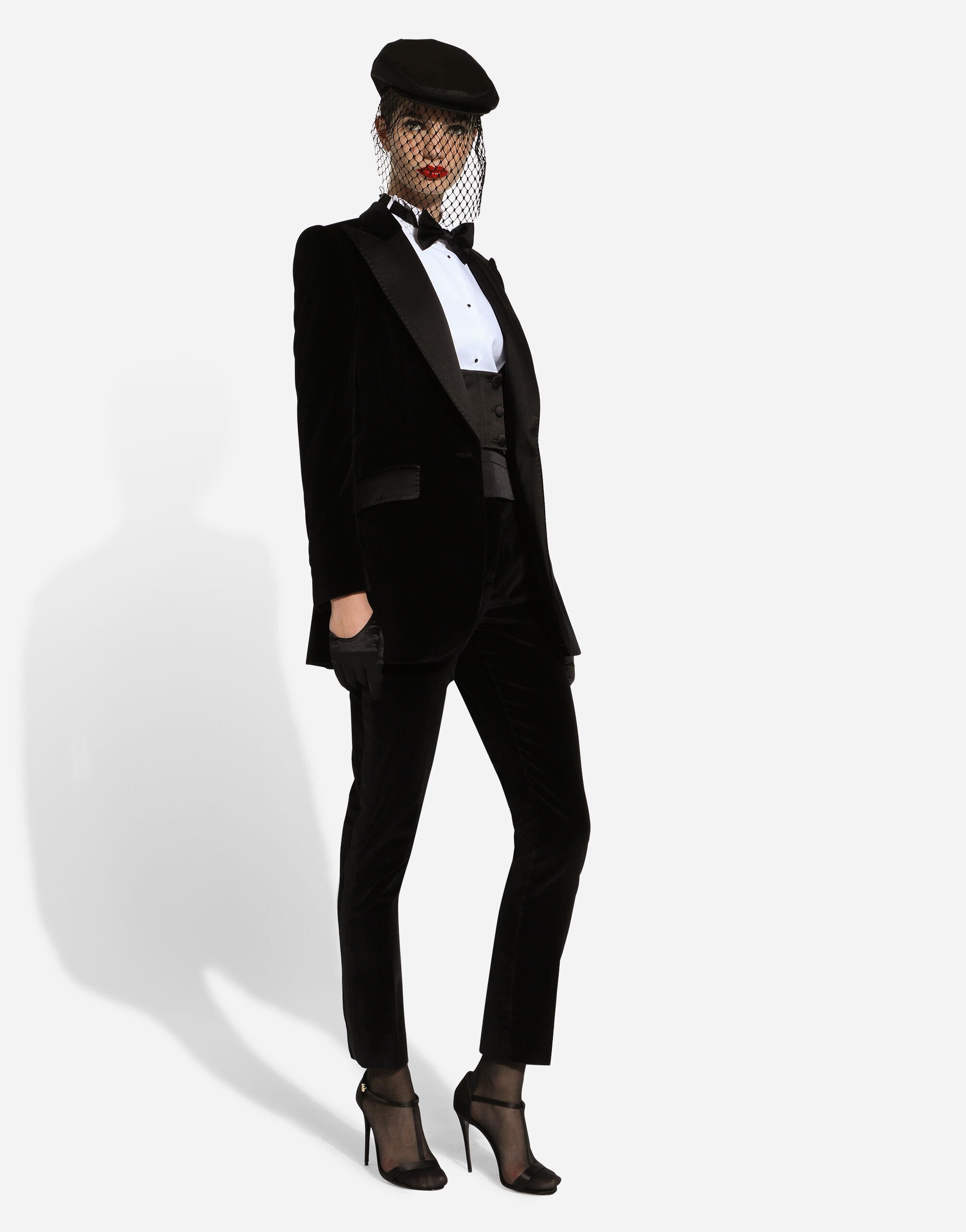Single-breasted velvet Turlington tuxedo jacket - 9