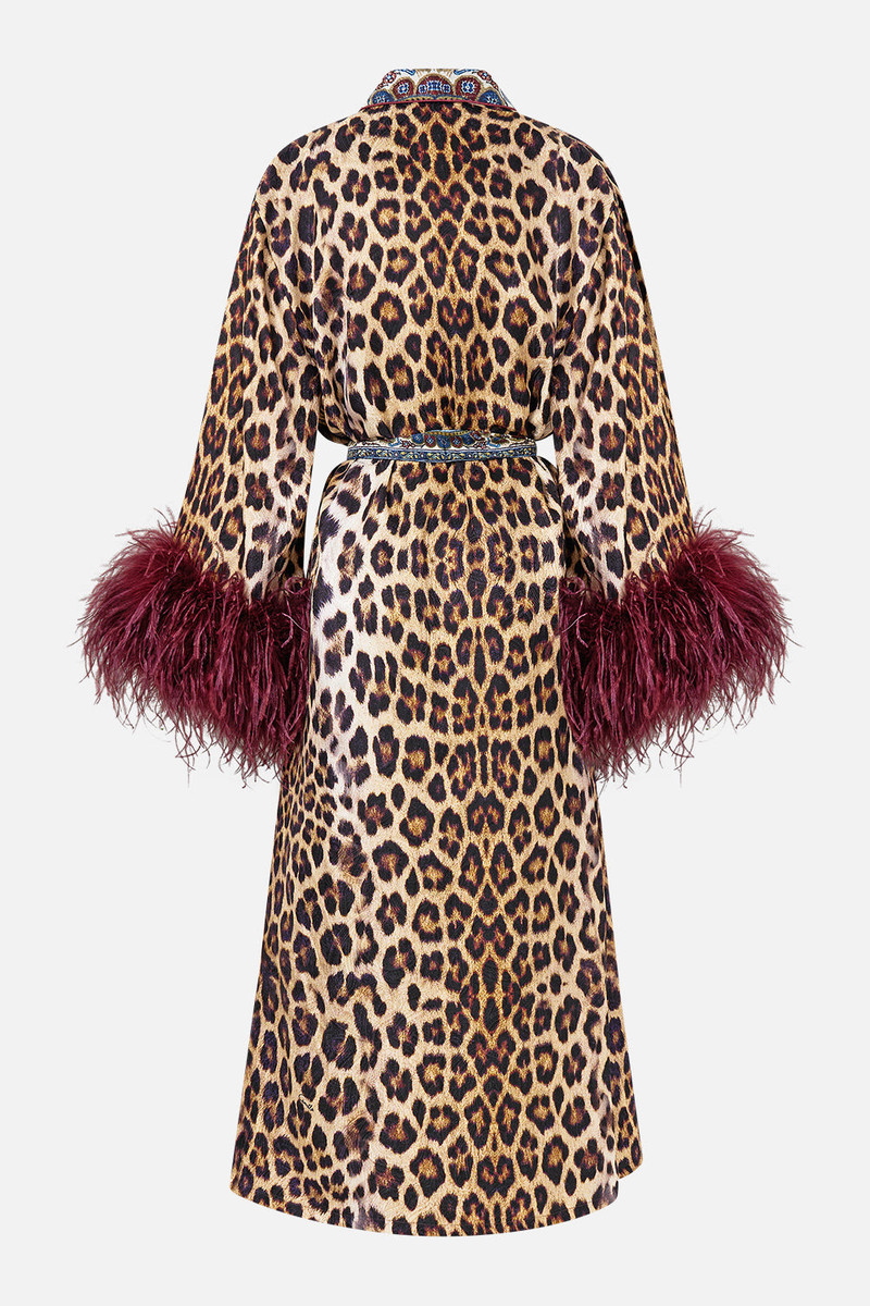 LONG ROBE WITH FLARED SLEEVE 9