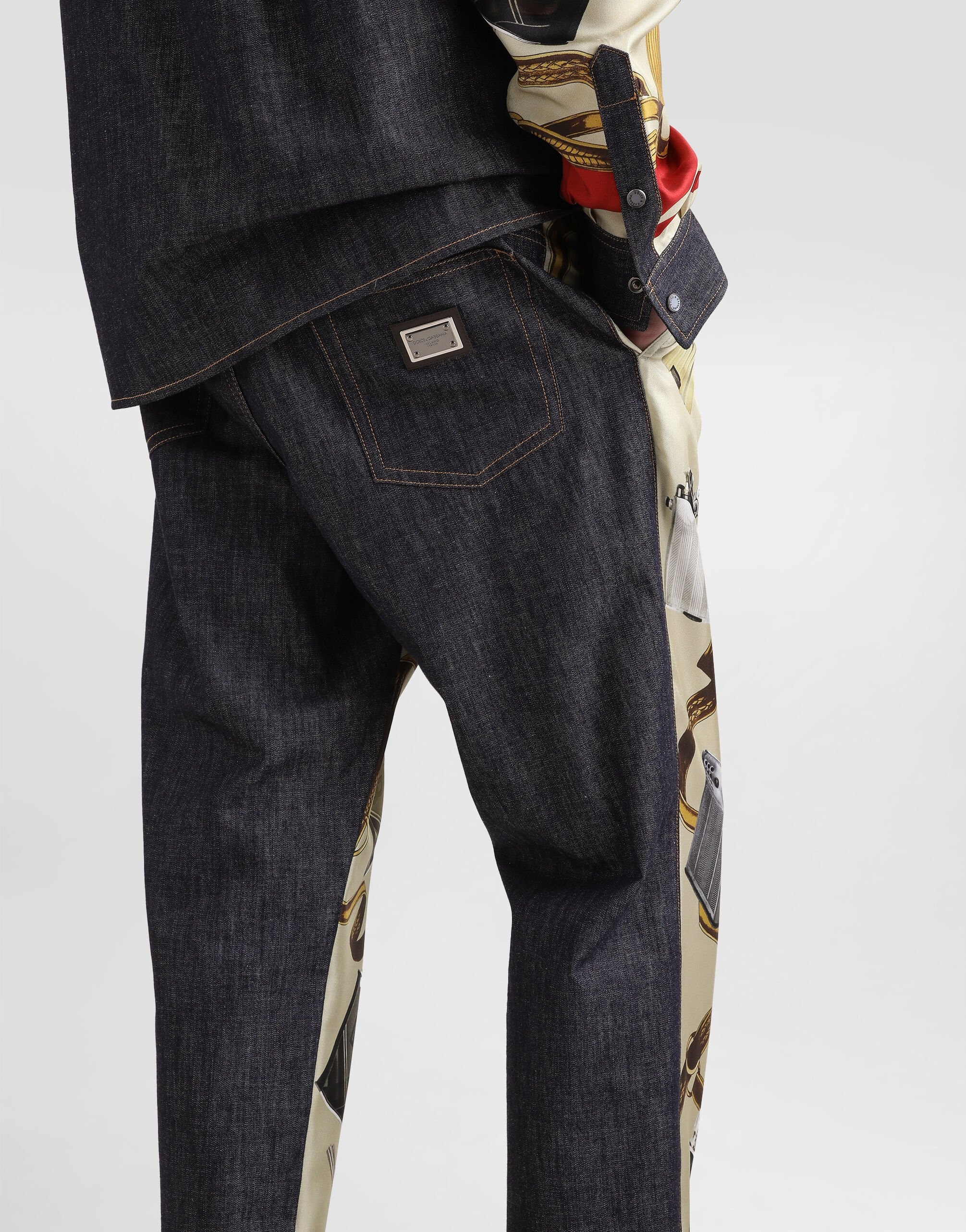 Loose blue denim and silk jeans with lighter print - 5