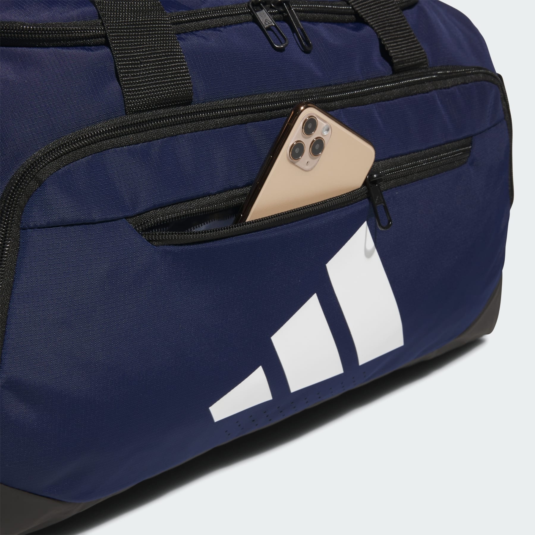 Defender 5 Small Duffel Bag - 3
