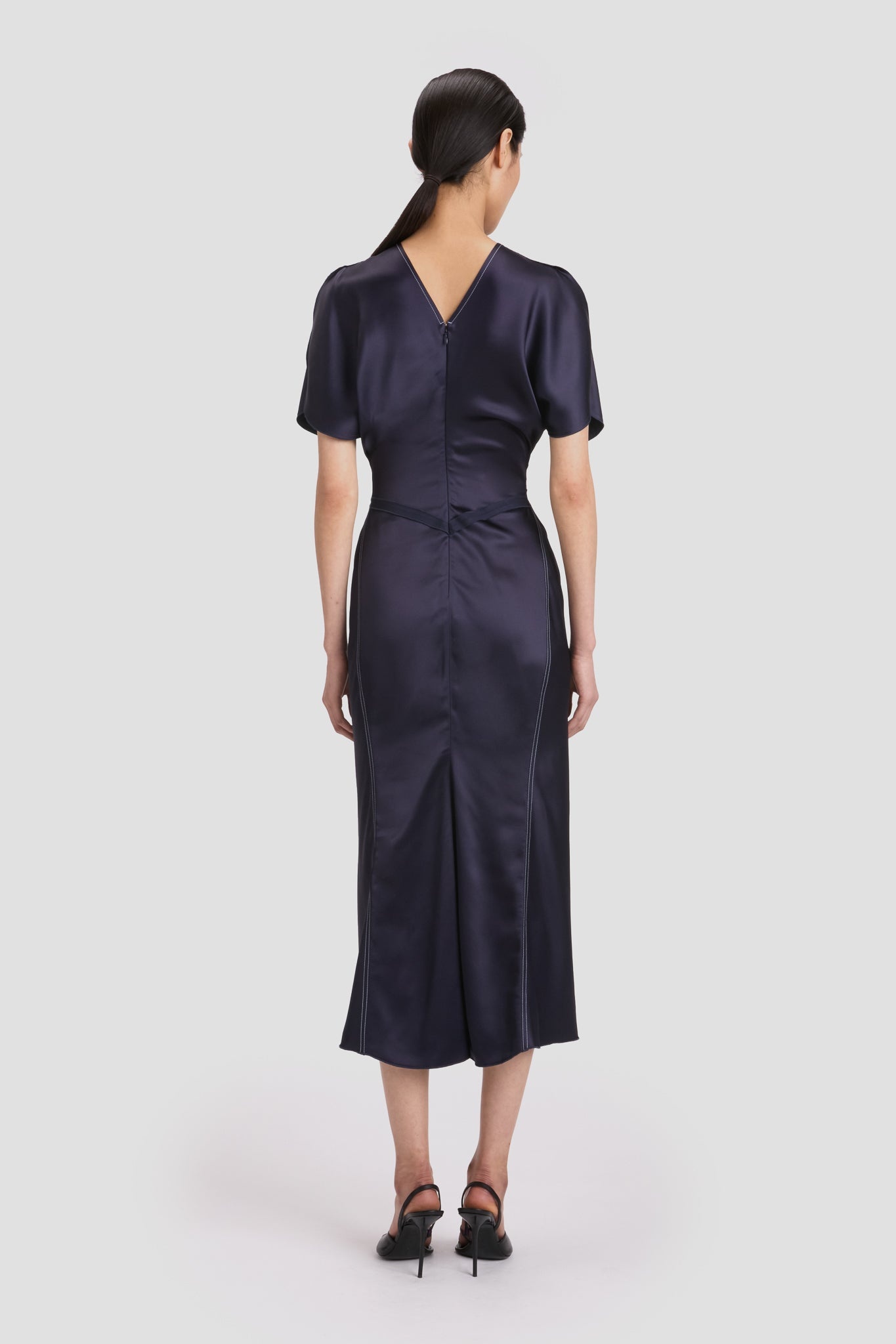 Gathered Waist Midi Dress In Midnight - 5