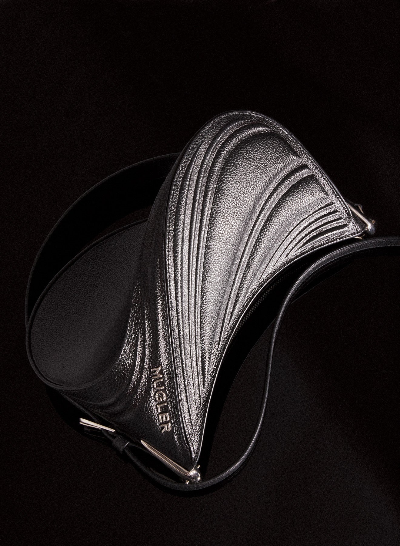 black medium embossed spiral curve 01 - 3