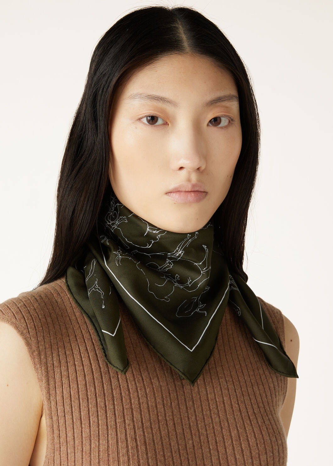 The Art Of Finest Fibers Foulard - 2