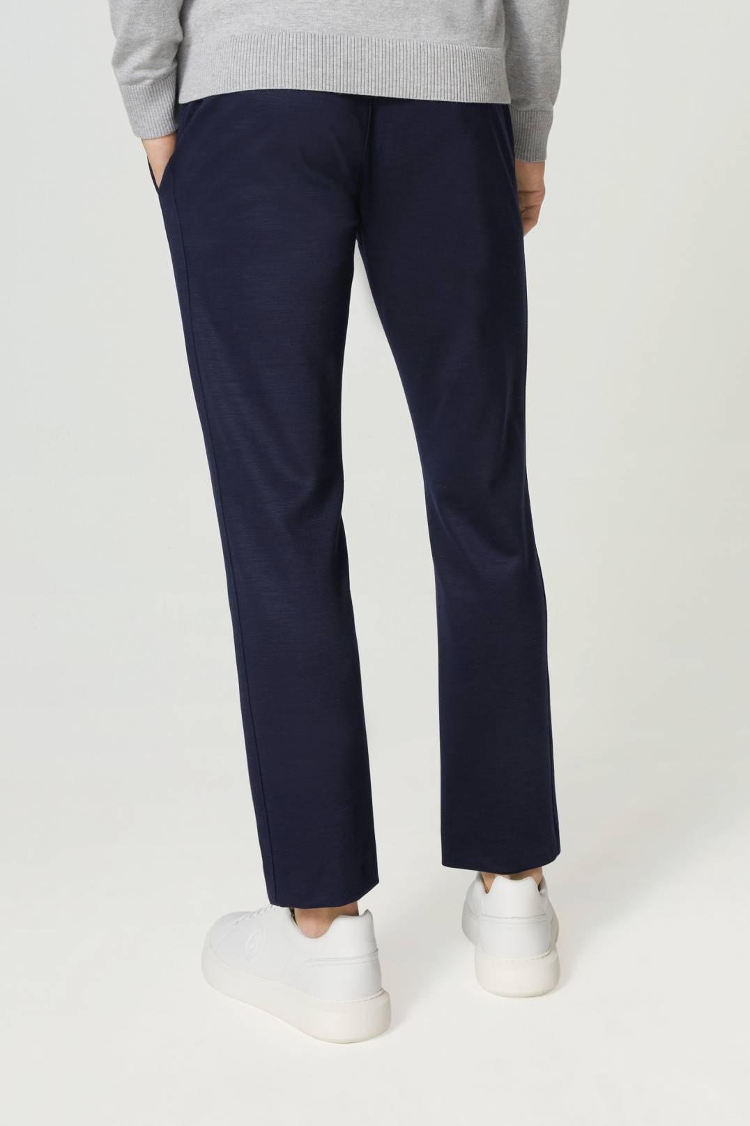 RILEY CHINOS IN NAVY BLUE - 3