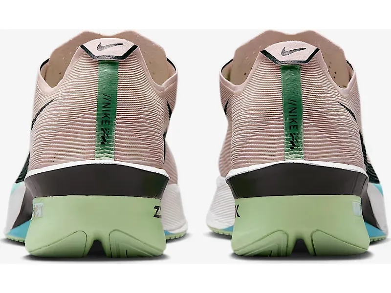 Nike Vaporfly 4 - 6