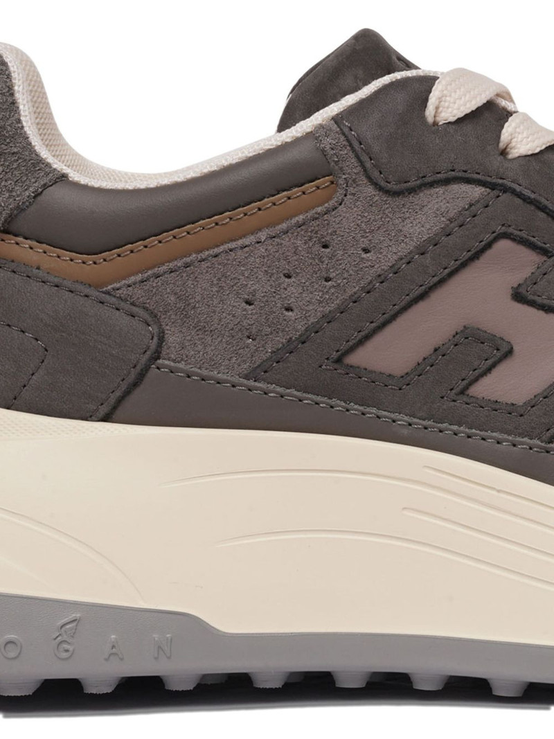 Hi-Fi sneakers 3