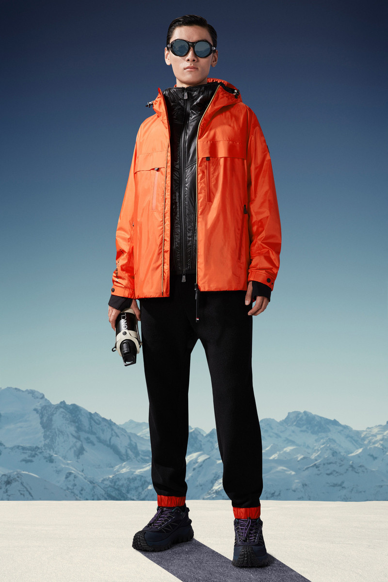 Moncler Thurn Hooded Jacket outlook