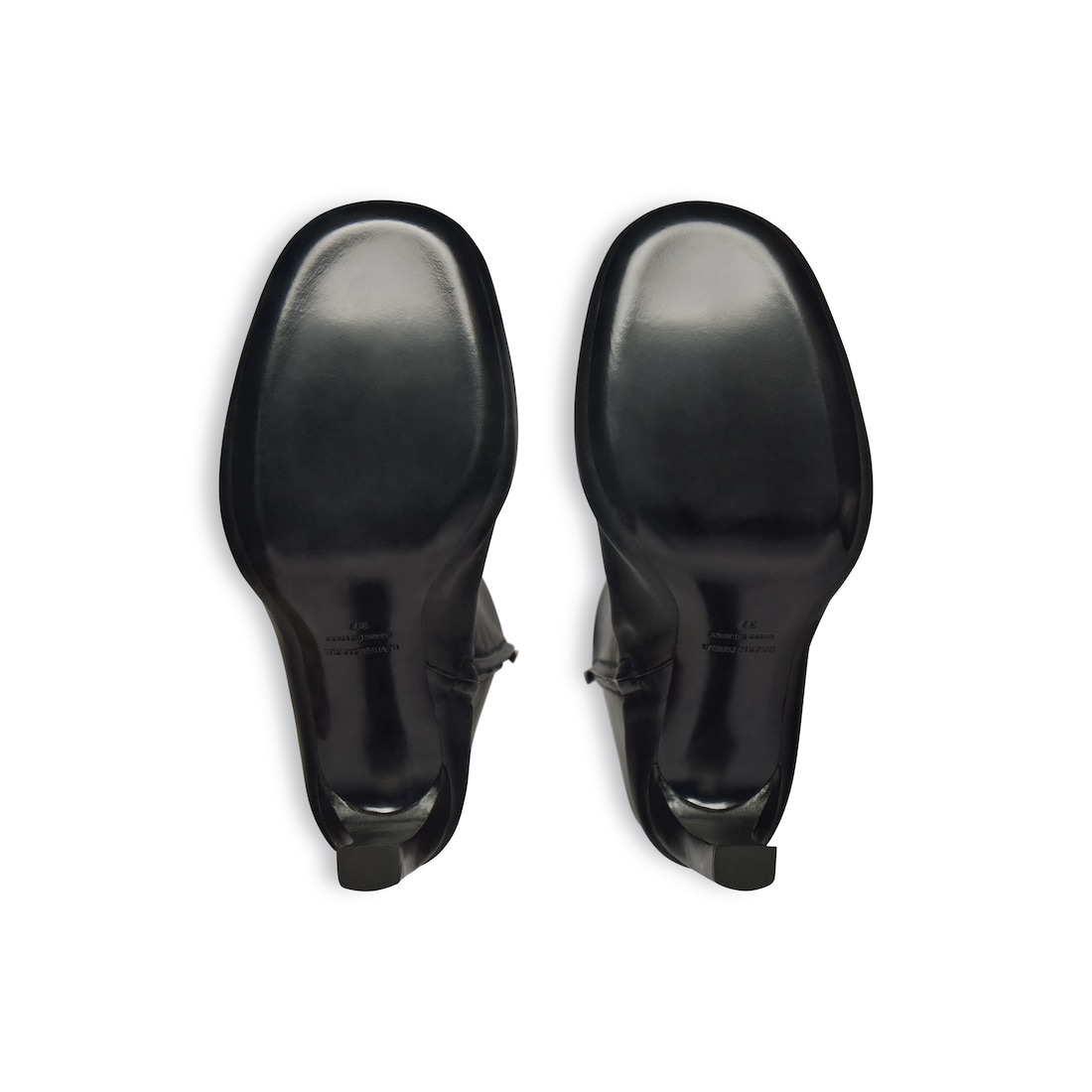 Women's Fargo Boot in Black - 7