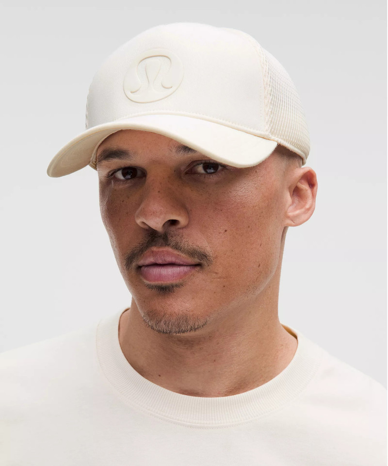 lululemon Trucker Hat *Logo outlook