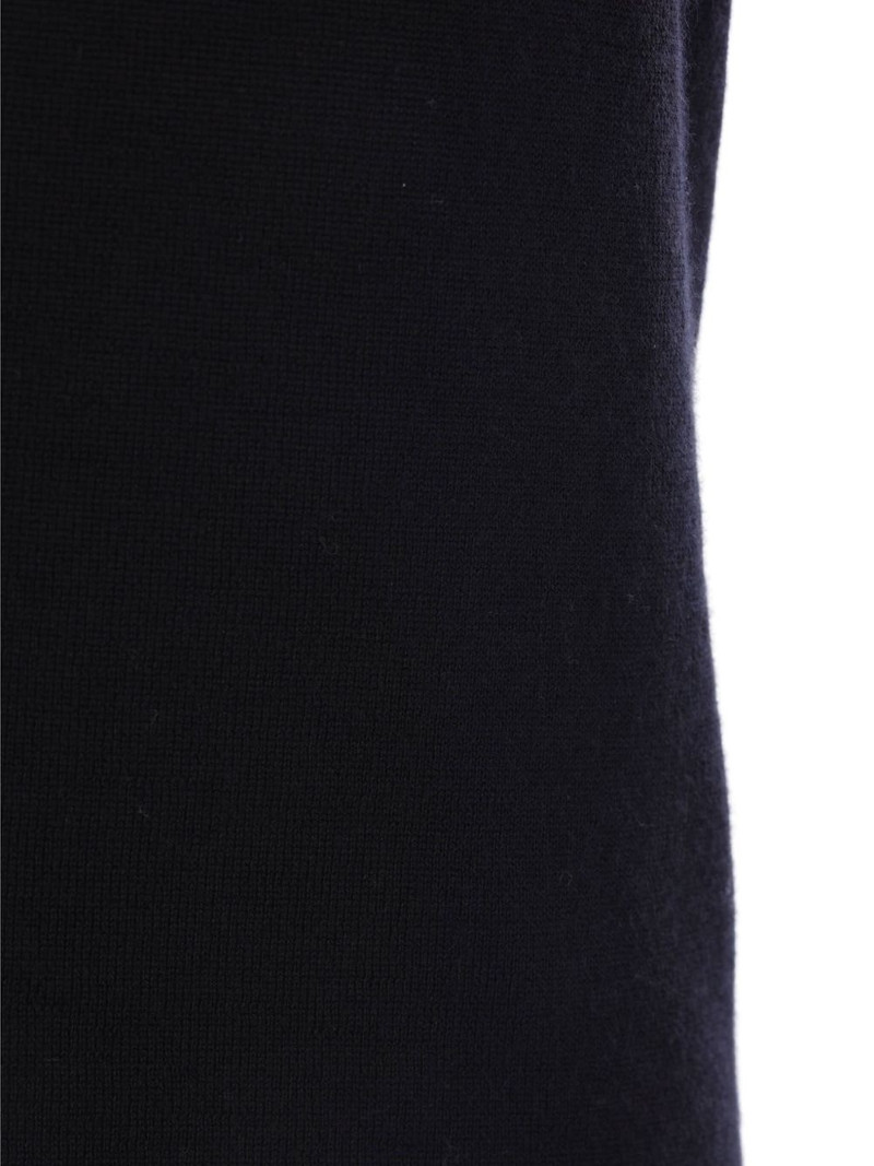 scoop-neck tank top 3