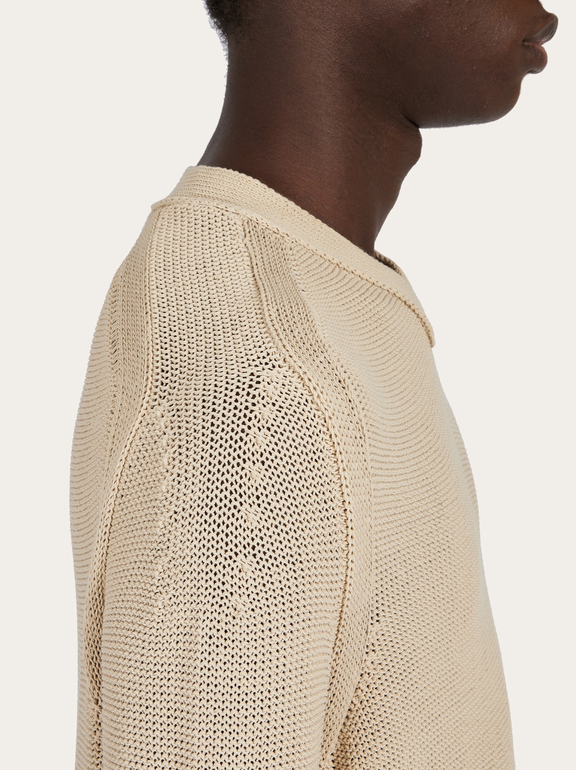 V-neck sweater - 6