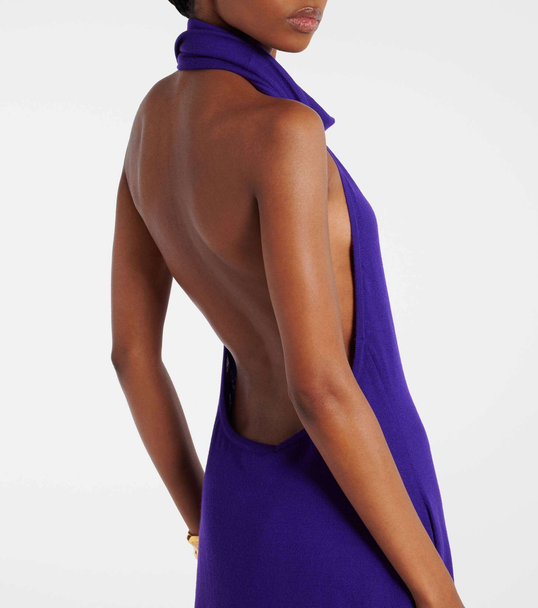 Halterneck cashmere-blend gown - 5