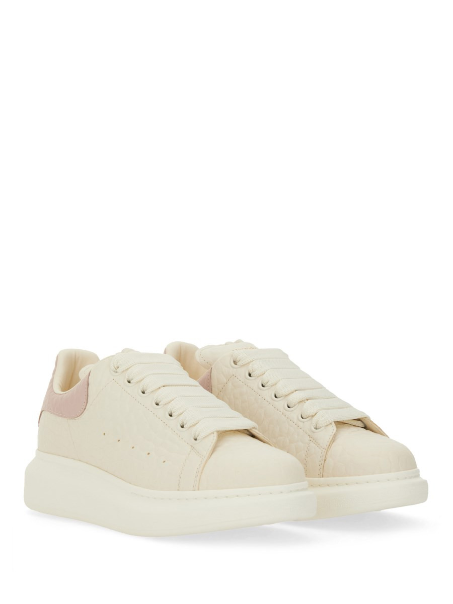 OVERSIZED LEATHER SNEAKER - 2