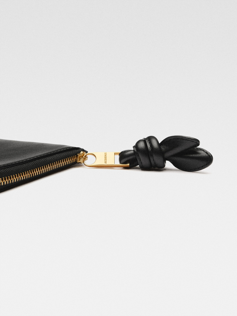 JACQUEMUS Le porte-monnaie Tourni outlook