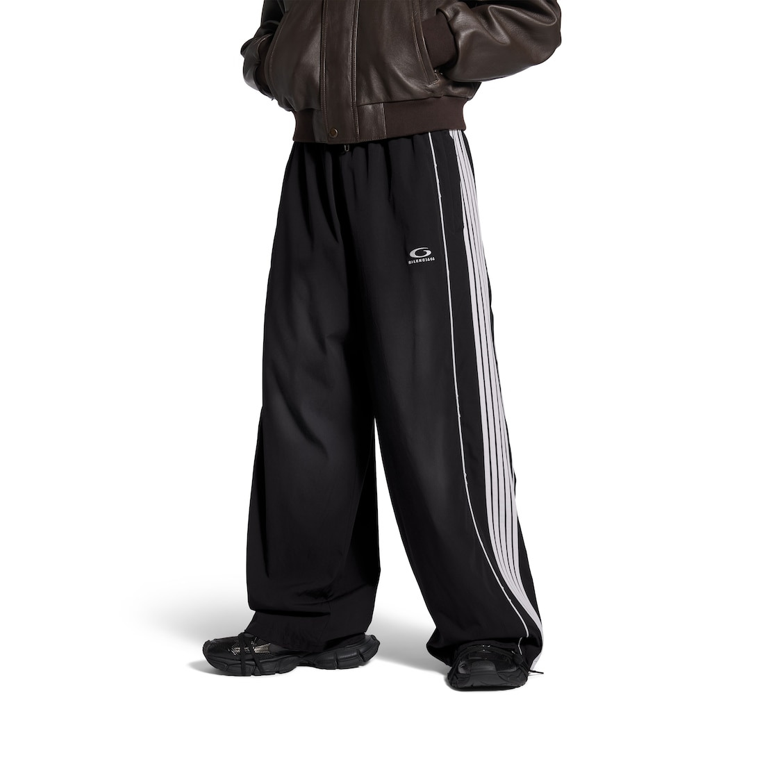 Men's Large Tracksuit Pants in Black - 5
