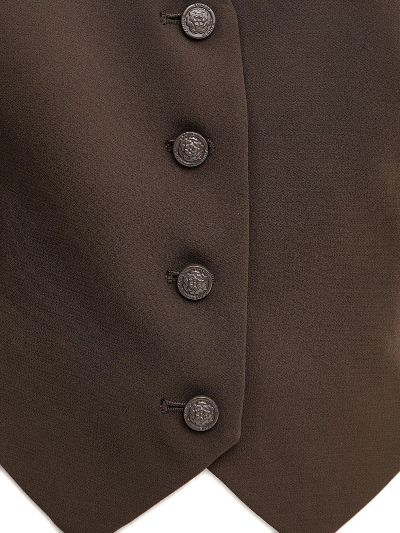 button chest-pocket vest 5
