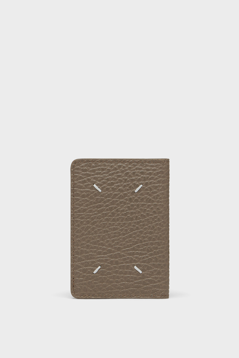 Four Stitches Card Holder 1