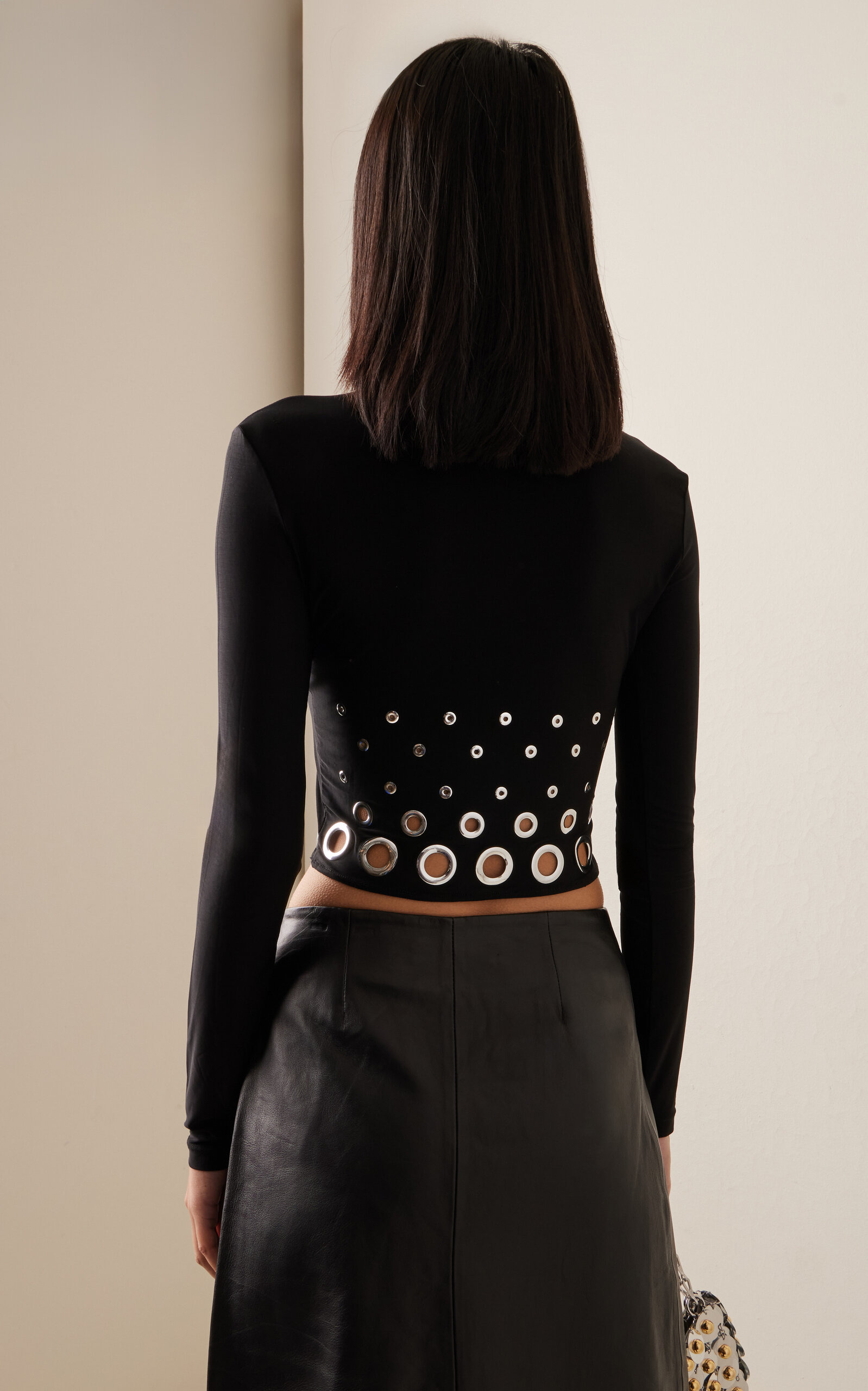 Eyelet-Detailed Crop Top black - 4