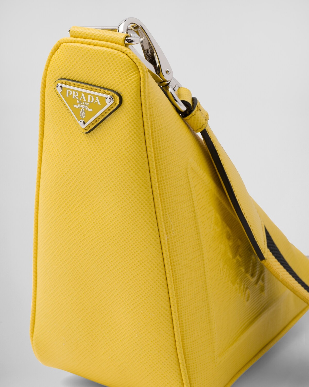 Saffiano Prada Triangle bag - 6