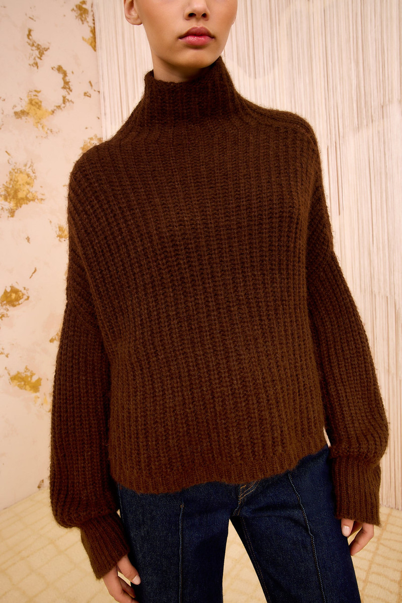 Veron Alpaca Knit Turtleneck 3