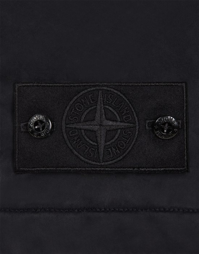 G04F2 STONE ISLAND GHOST PIECE_CUPRO RASO WITH PRIMALOFT®-TC BLACK 3